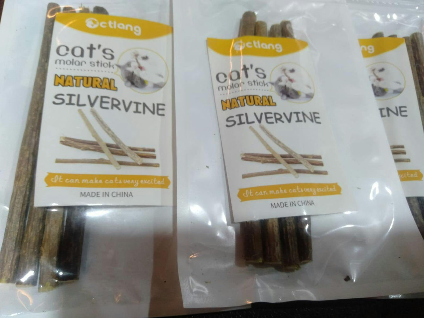 Catnip Stick (Best for Cat Dental Health) (Pack of 4) 🐱