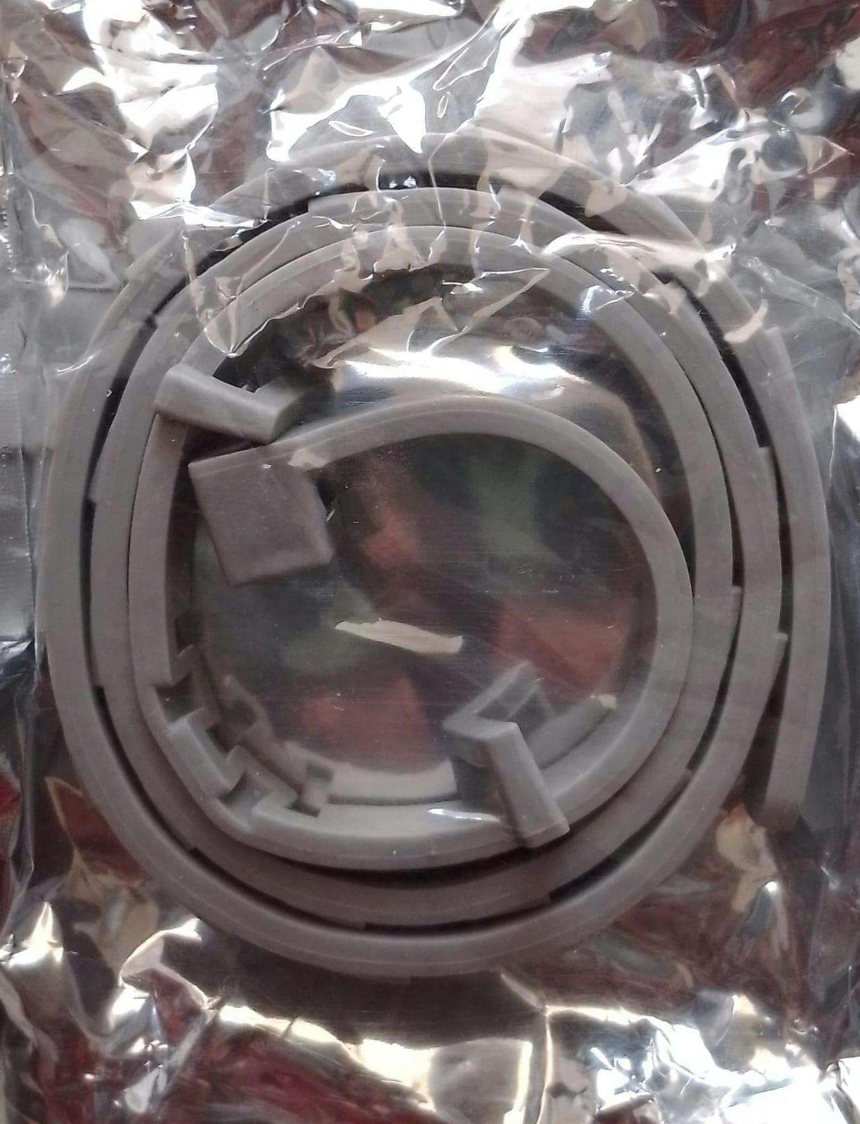 Anti Flea & Tick Collar for Cats & Dogs – Long-Lasting Outdoor Protection