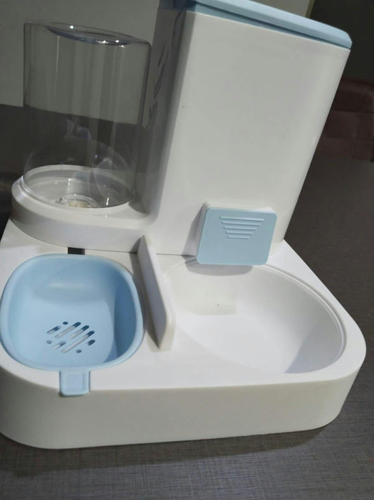 Large Capacity Water & Food Dispenser for Pets